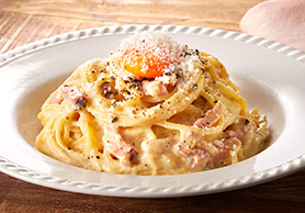 豆腐クリームのカルボナーラ